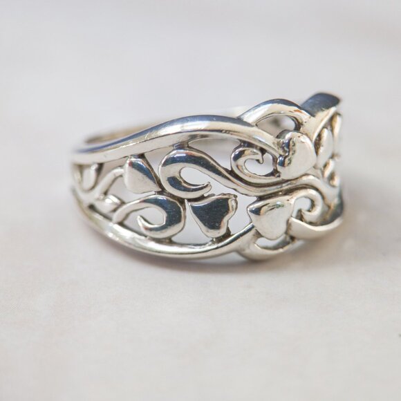 Sterling Silver Scroll & Heart Band Ring – Openwork “P. Ster” Design (Size 7.75) - Picture 5 of 11